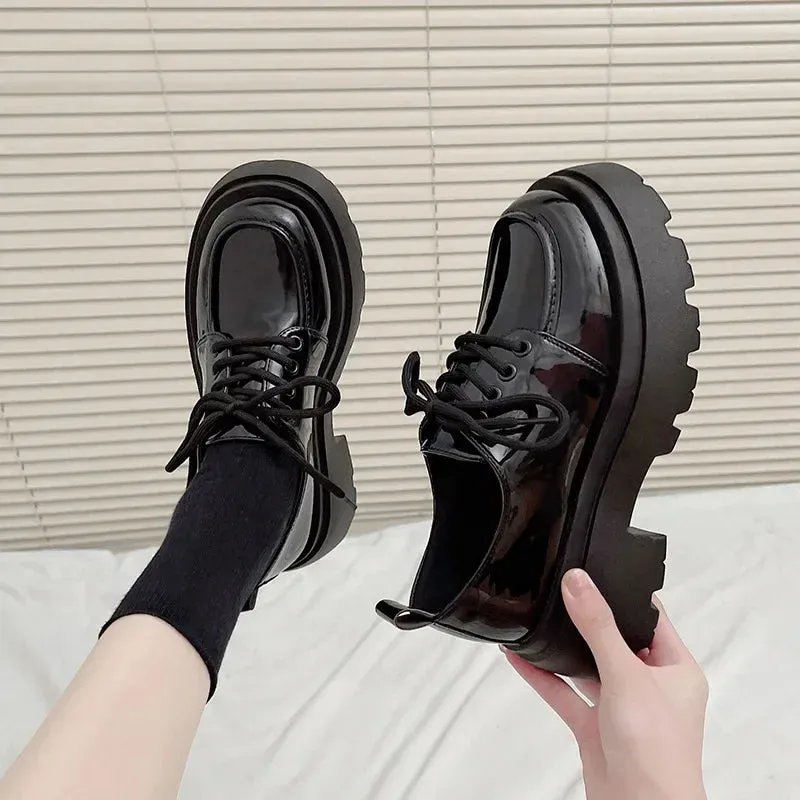 2024 Women Spring New Black Platform Flats Shoes Women Loafers Slip on Boat Shoes Designer Casual Leather Oxfords