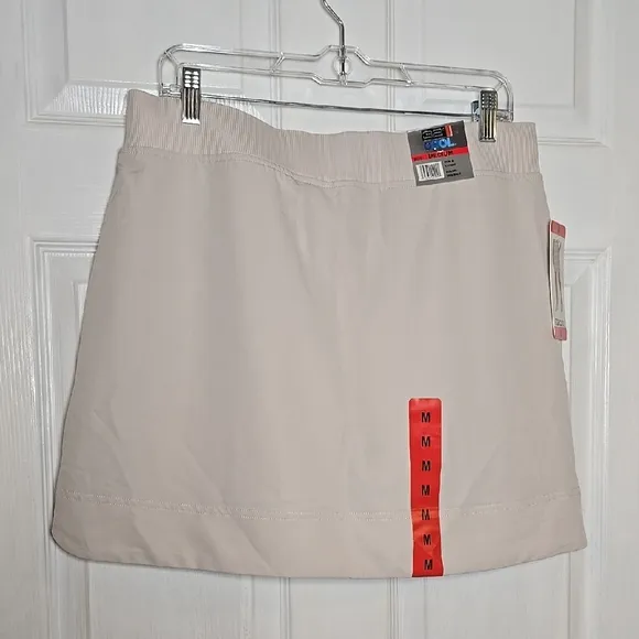 32 Degrees Cream Skorts Lightweight Versatile