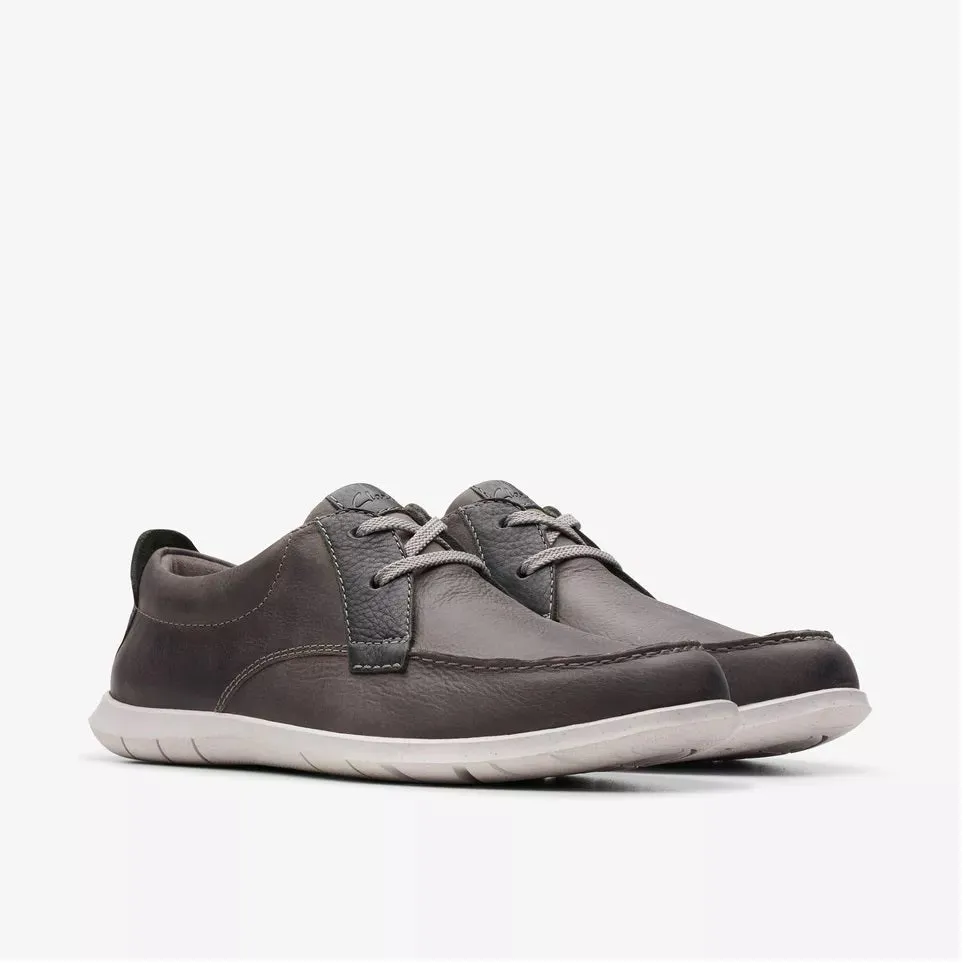 CLARKS Men's Flexway Lace Light Grey Leather 26176951