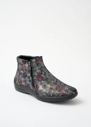 Comfort width zipped low boots in fancy leather