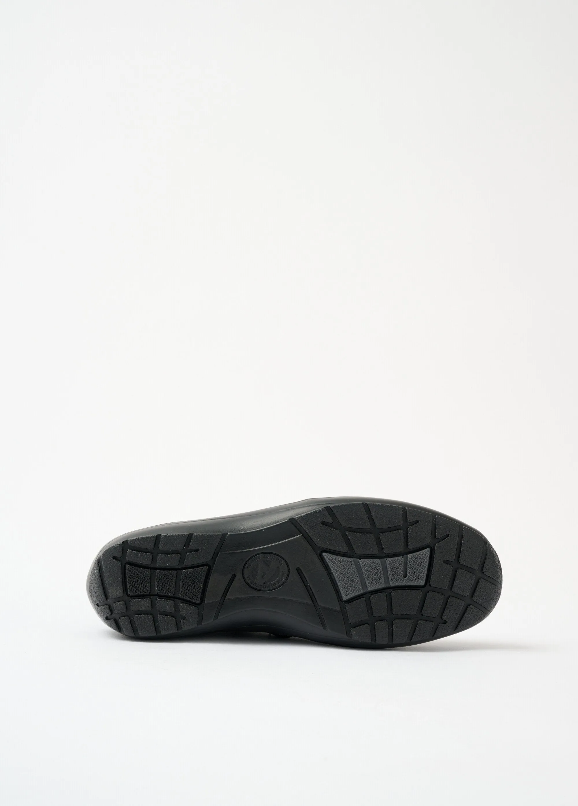 Comfort width zipped low boots in fancy leather