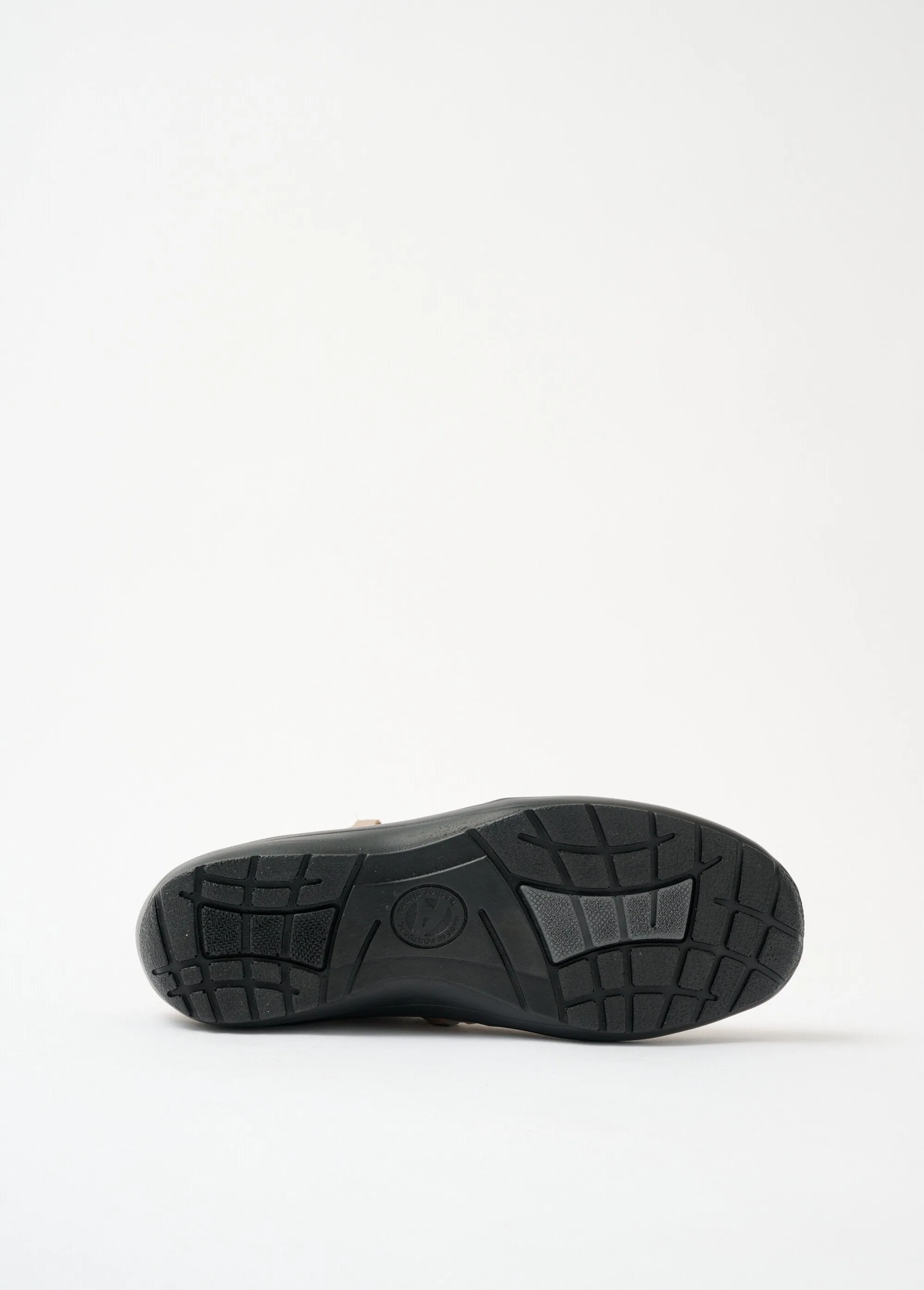 Comfort width zipped low boots in fancy leather