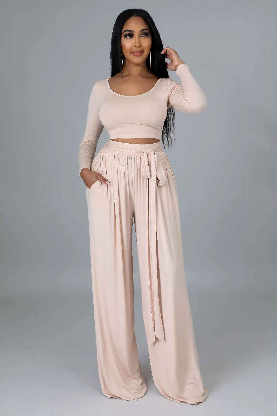 Elegant Round Neck Crop Top and Flowing Wide-Leg Trousers Two-Piece Set