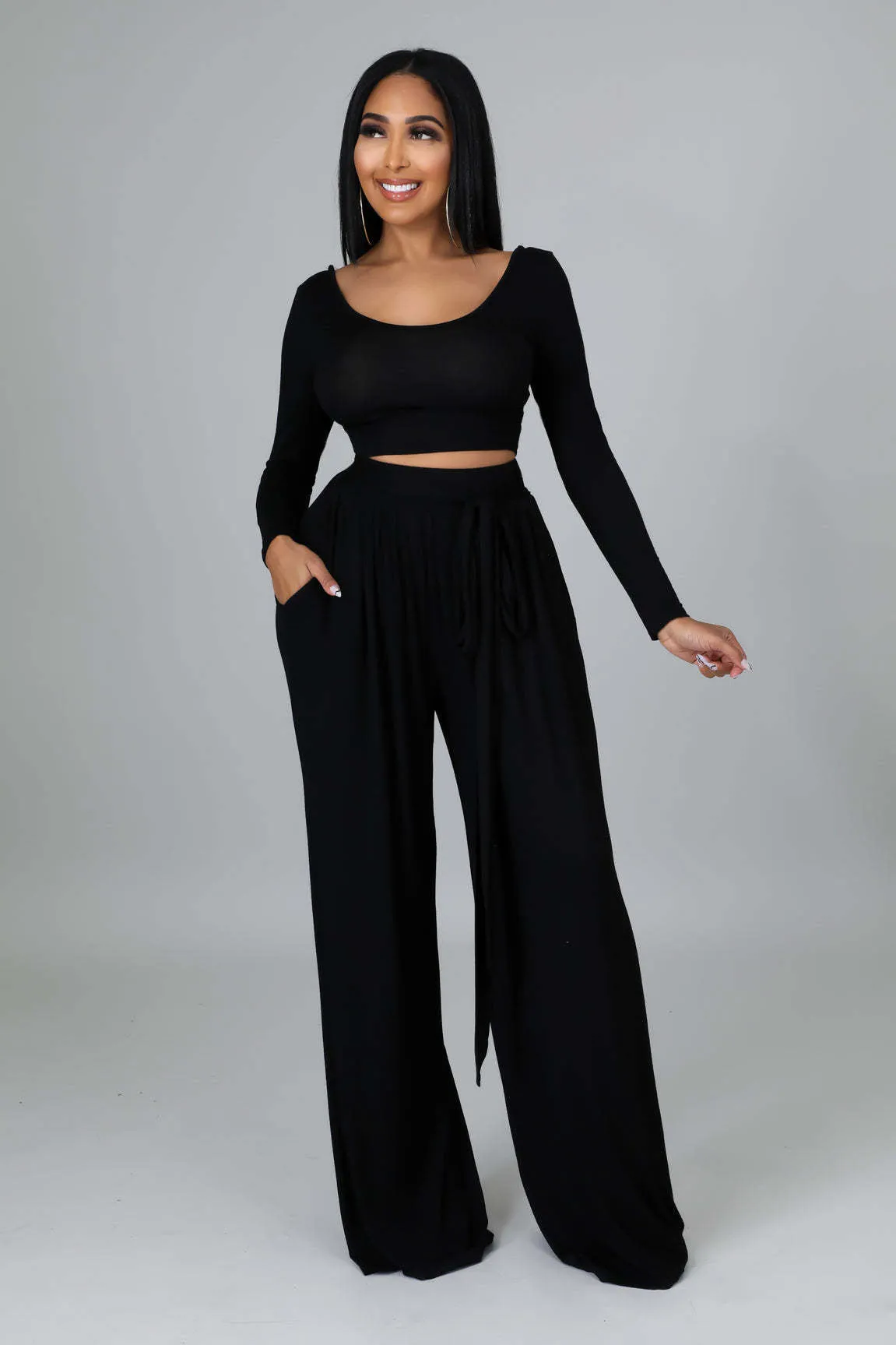 Elegant Round Neck Crop Top and Flowing Wide-Leg Trousers Two-Piece Set
