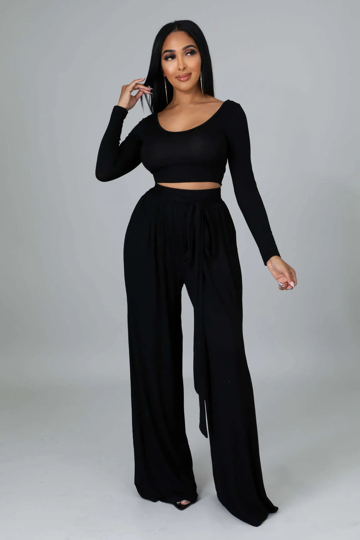 Elegant Round Neck Crop Top and Flowing Wide-Leg Trousers Two-Piece Set