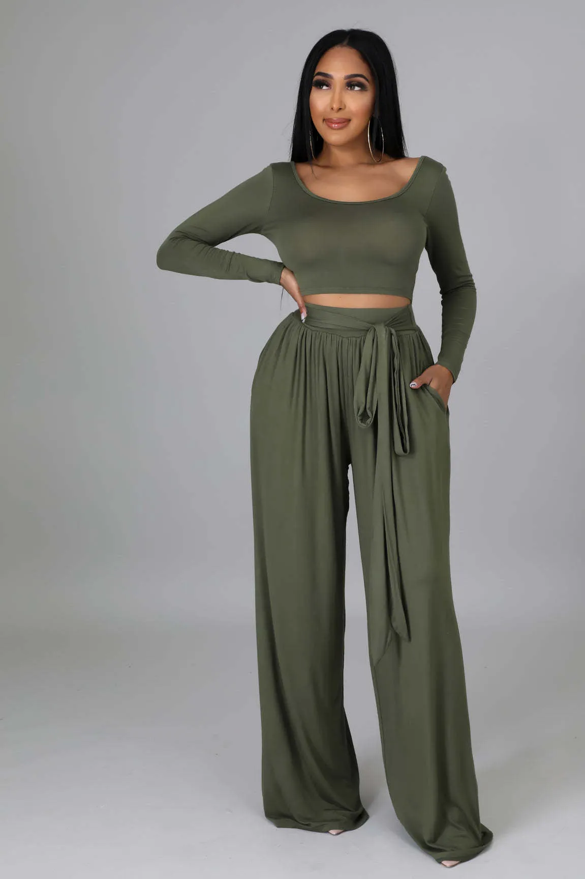 Elegant Round Neck Crop Top and Flowing Wide-Leg Trousers Two-Piece Set