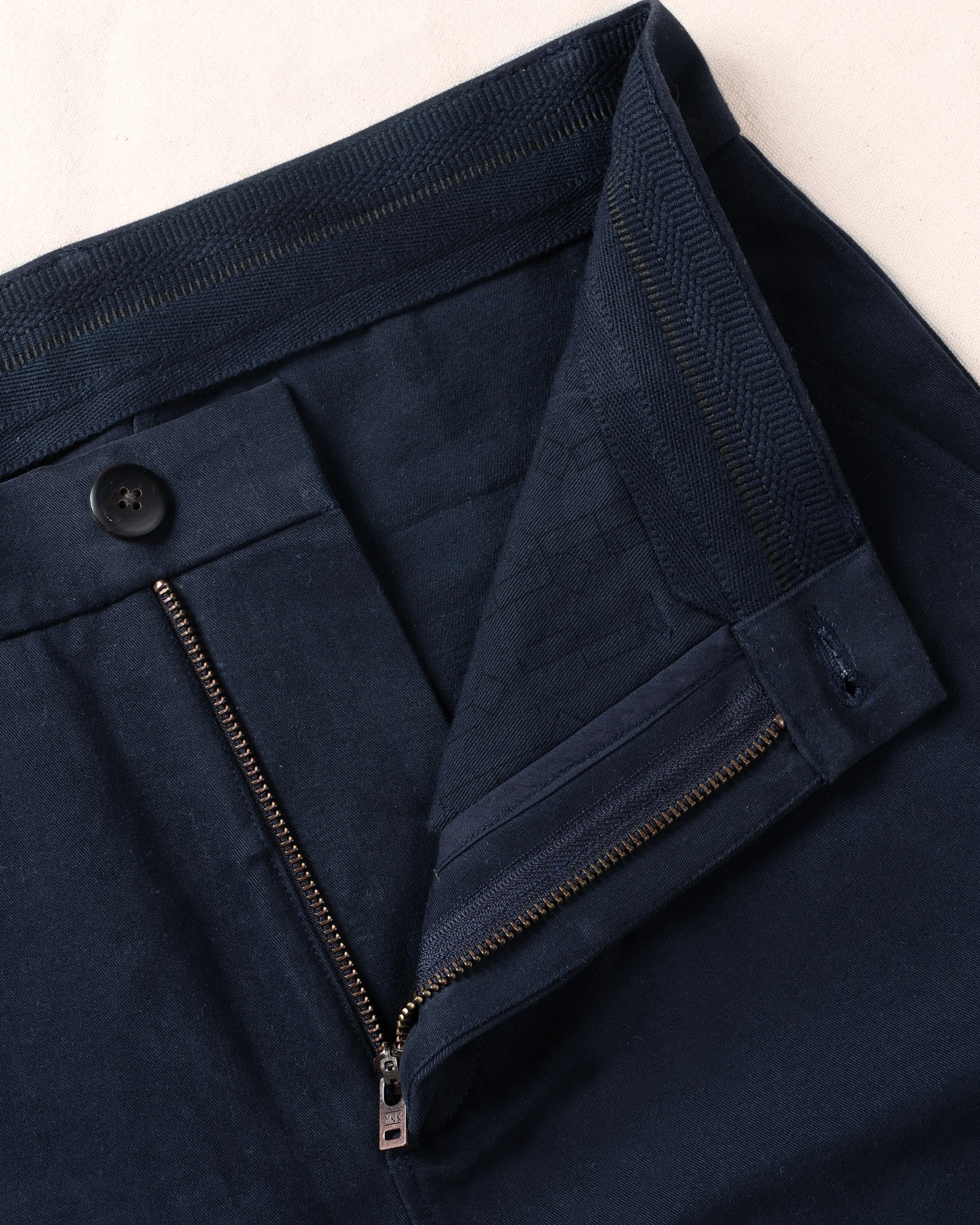 Faro in Light-weight Cotton Twill