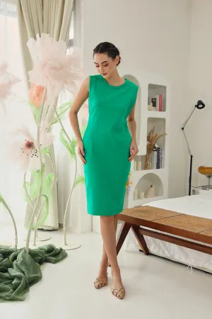 Karlotta Sleeveless Fitted Dress in Green
