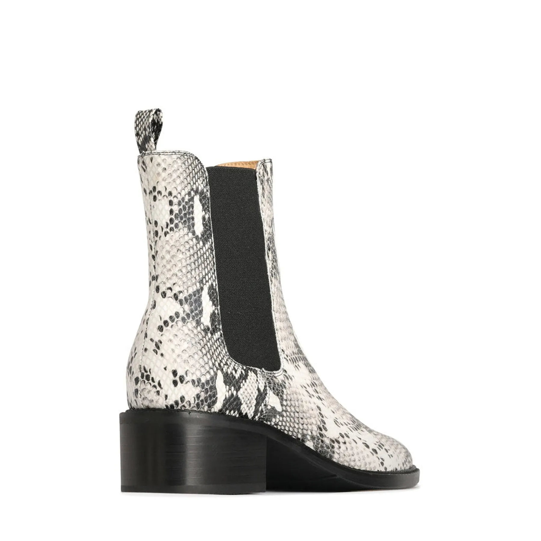 KENIA LEATHER CHELSEA BOOTS