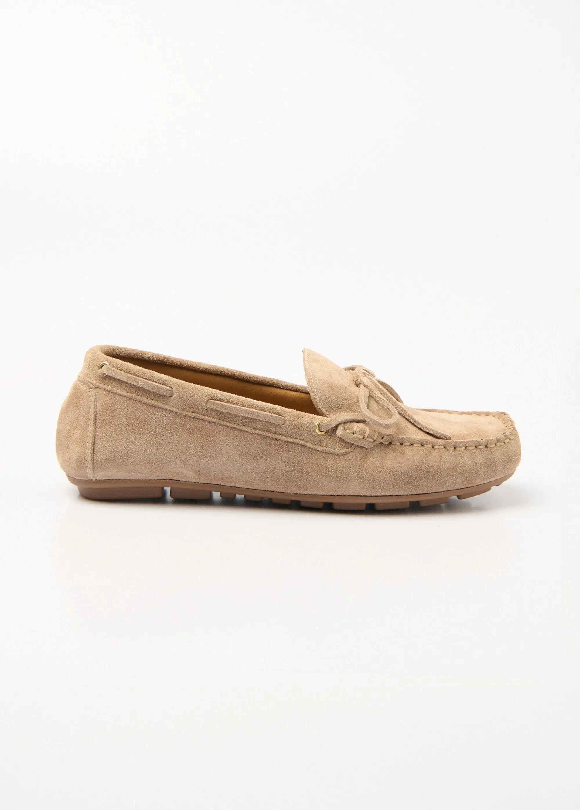 Leather loafers with knot and studded sole