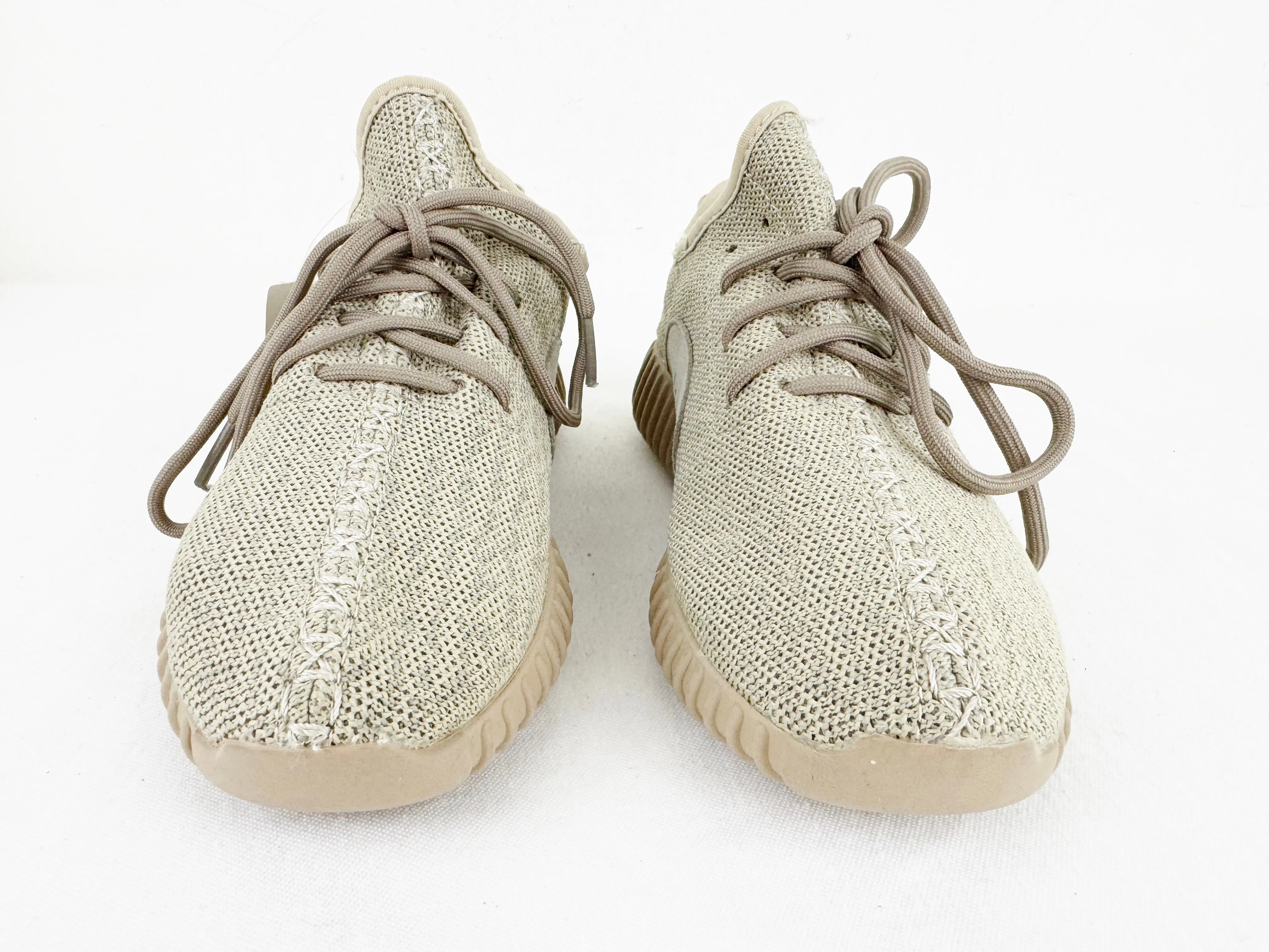 NEW Adidad Yeezy Sneakers Size 7.5