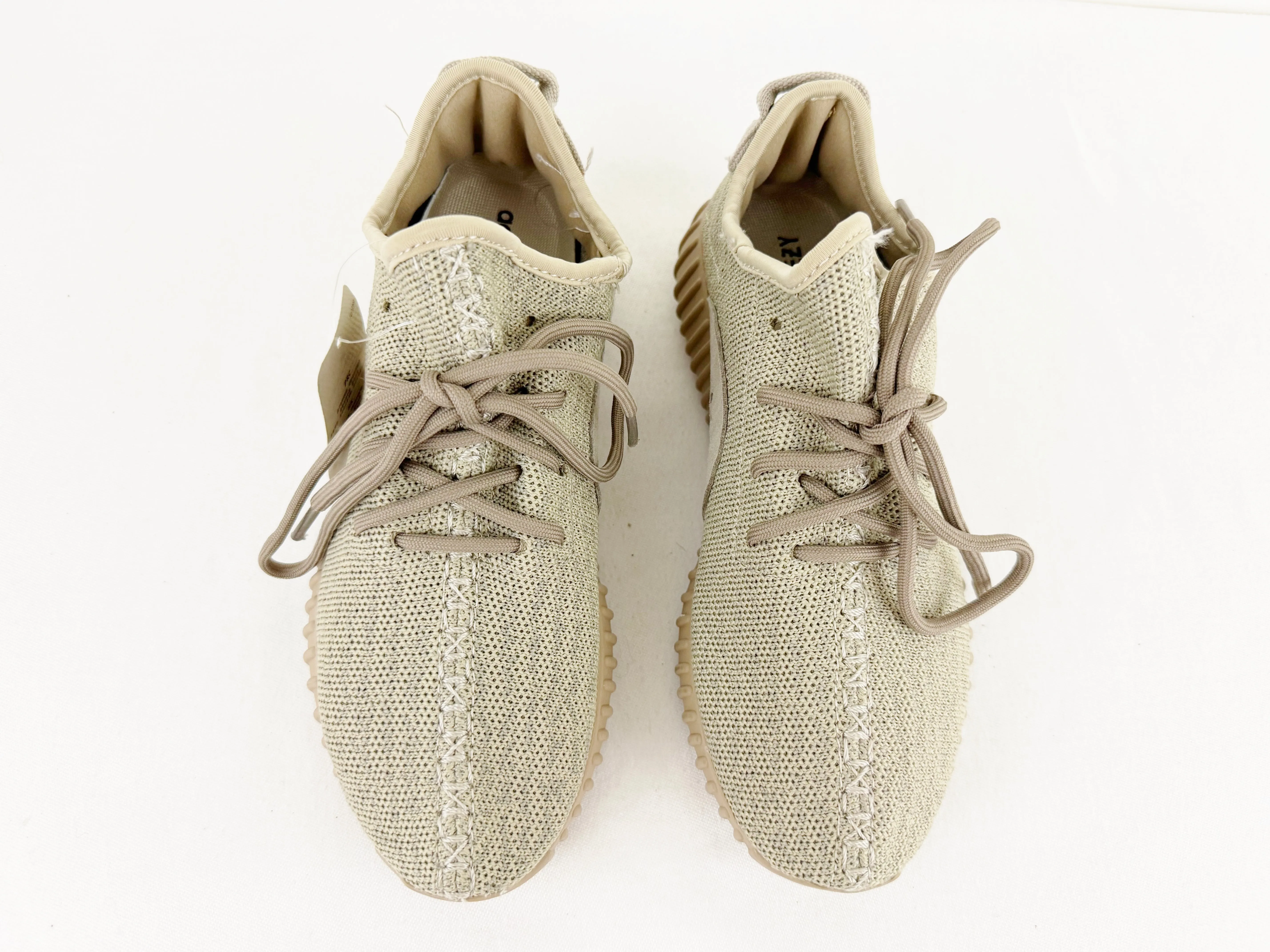 NEW Adidad Yeezy Sneakers Size 7.5