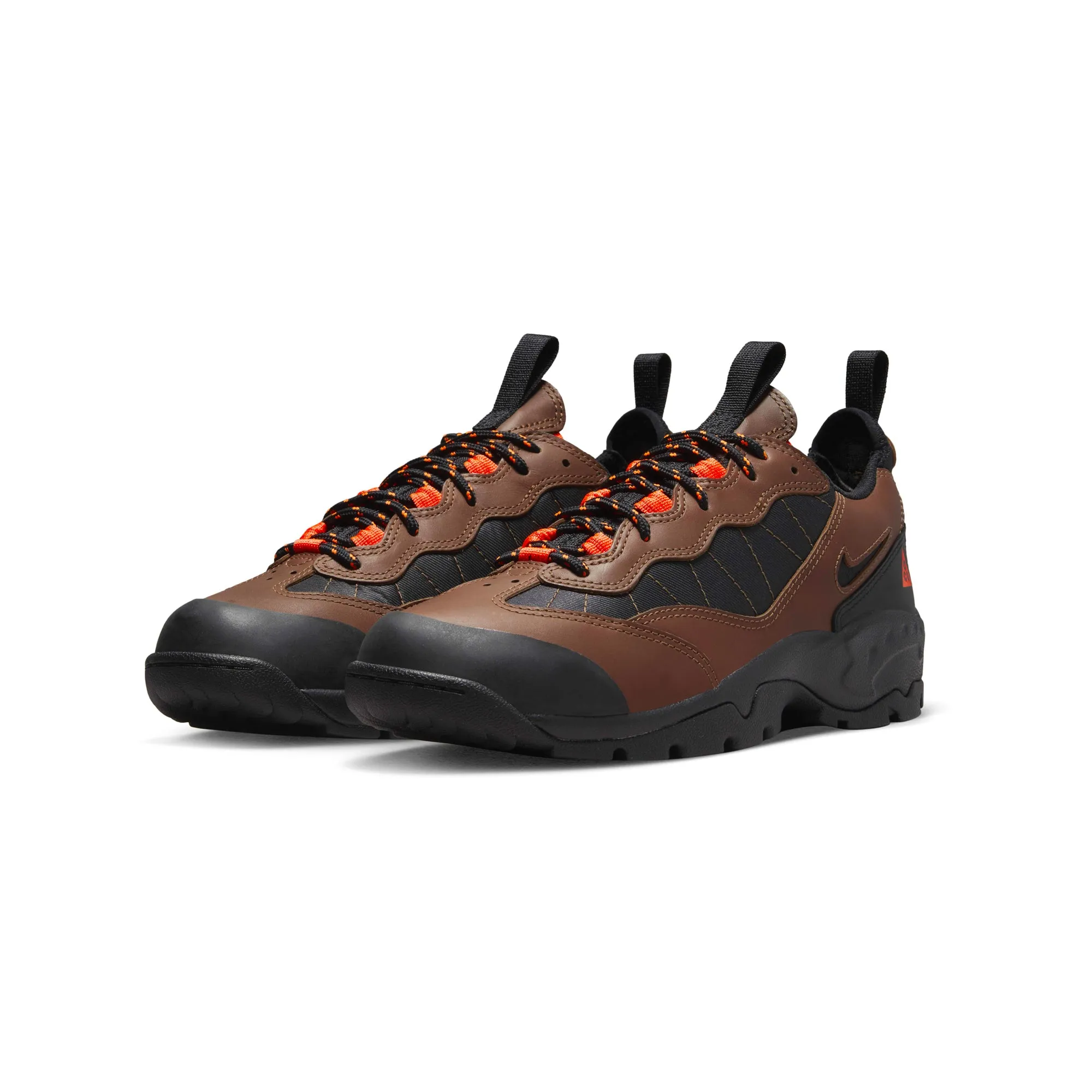Nike ACG Mens Air Mada Shoes