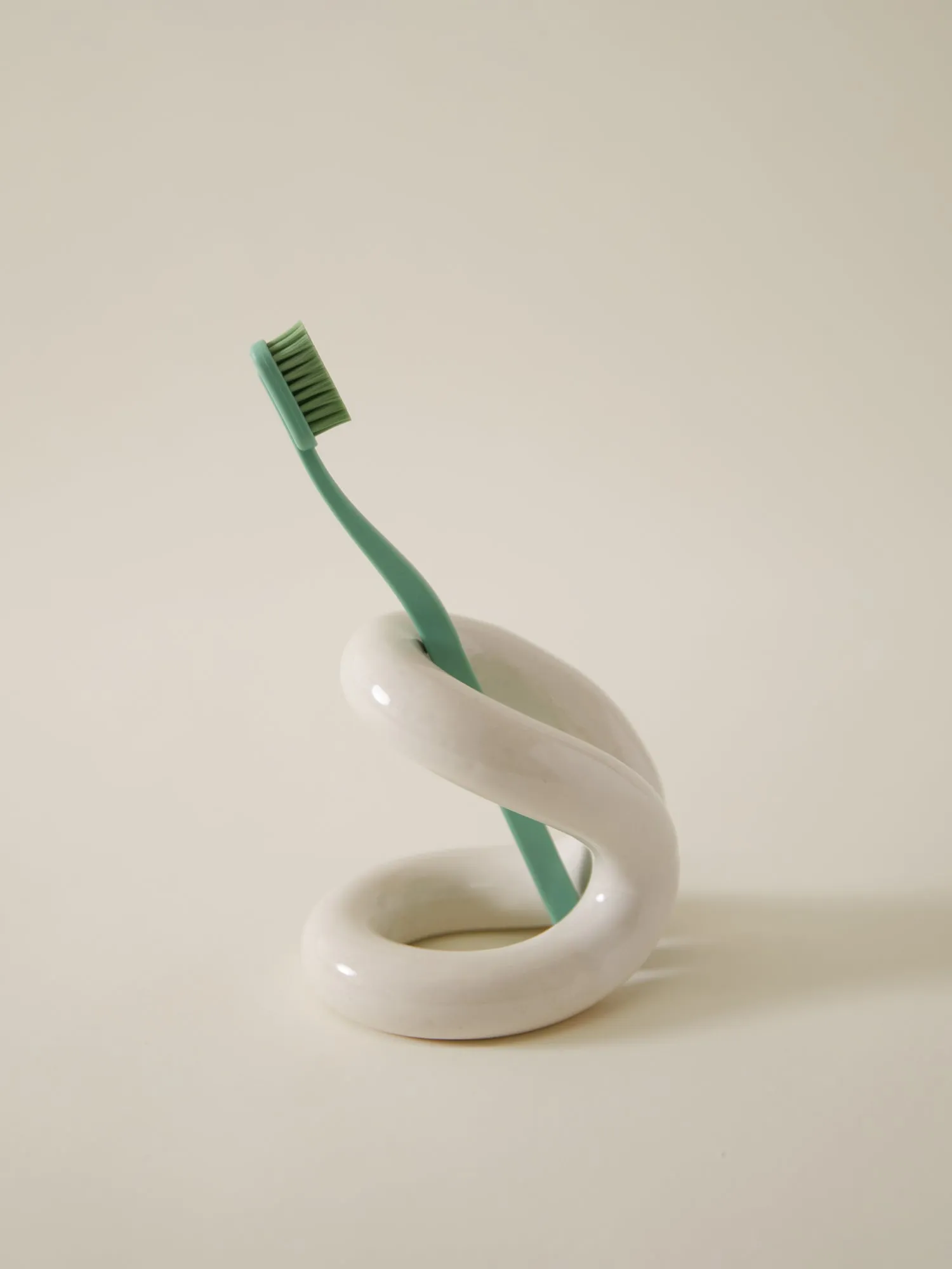 Ood Toothbrush Holder, Glossy White