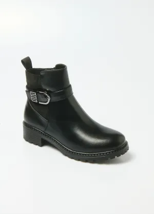 Round toe ankle strap buckle boots