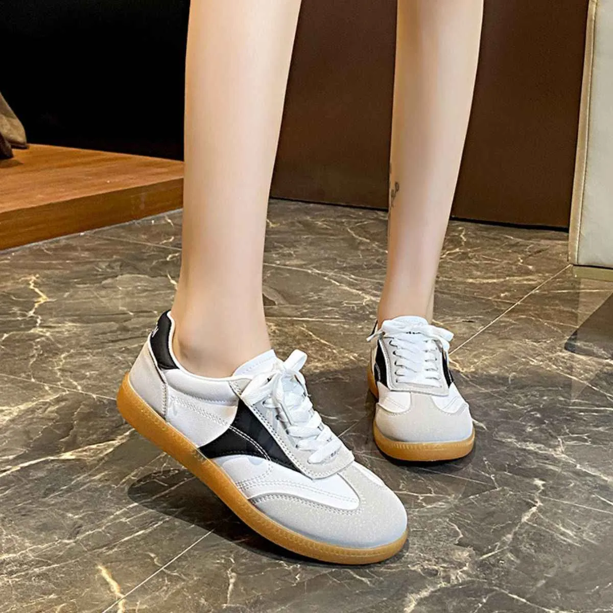 Round Toe Flats Sneakers for Ultimate Comfort and Style