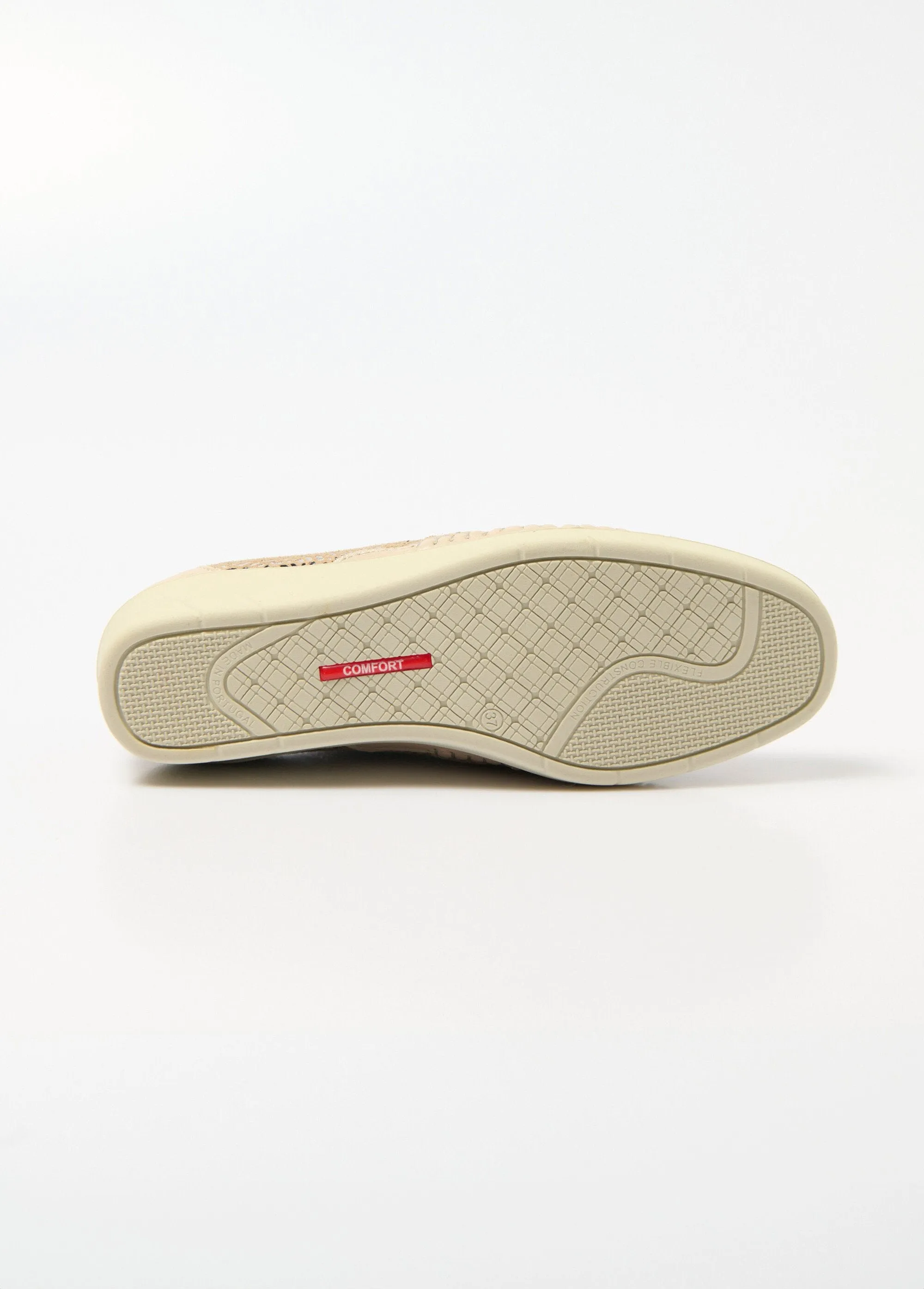 Soft, comfortable width leather wedge loafers