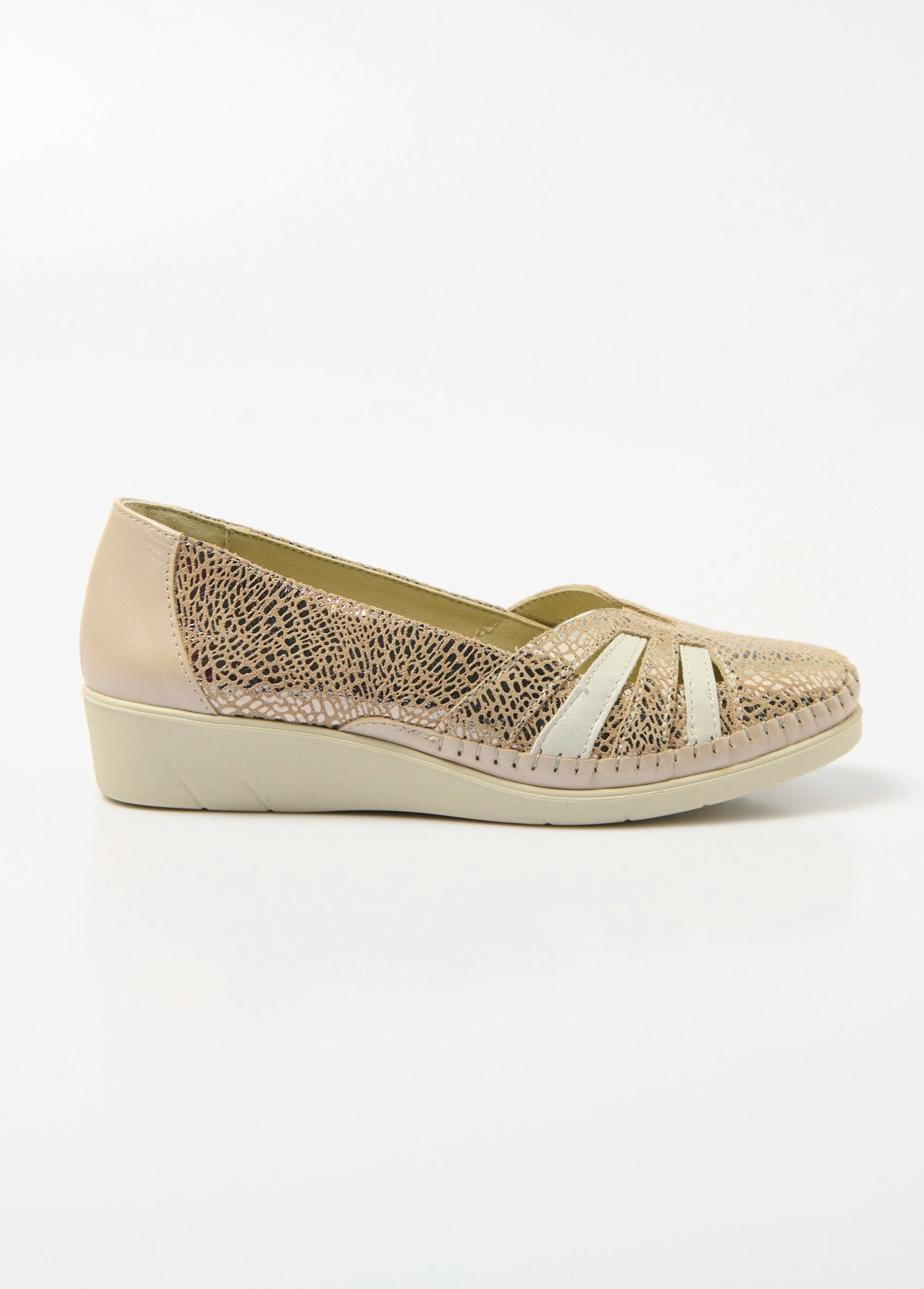 Soft, comfortable width leather wedge loafers