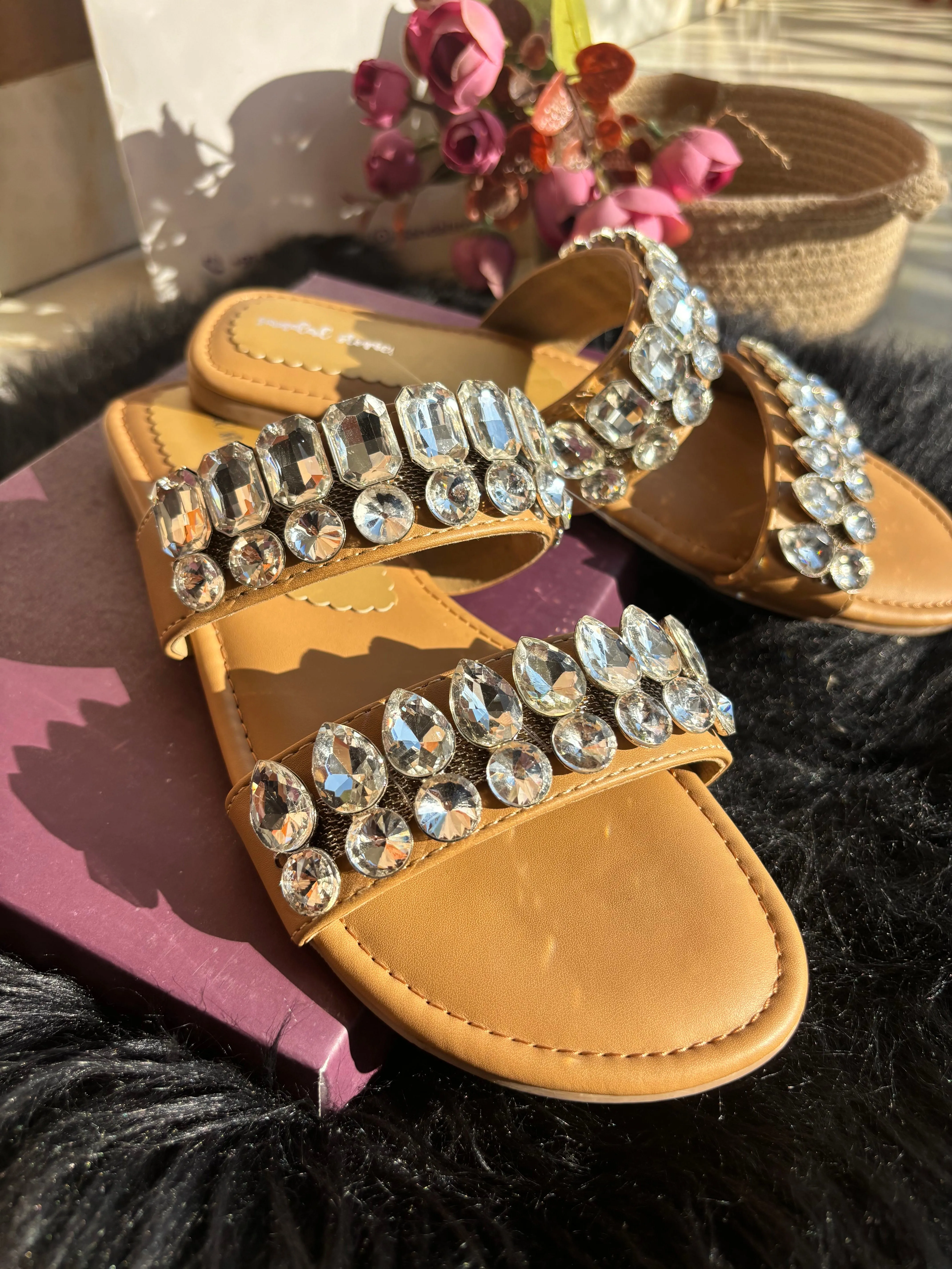 Solitaire Luxe Crystal Flats