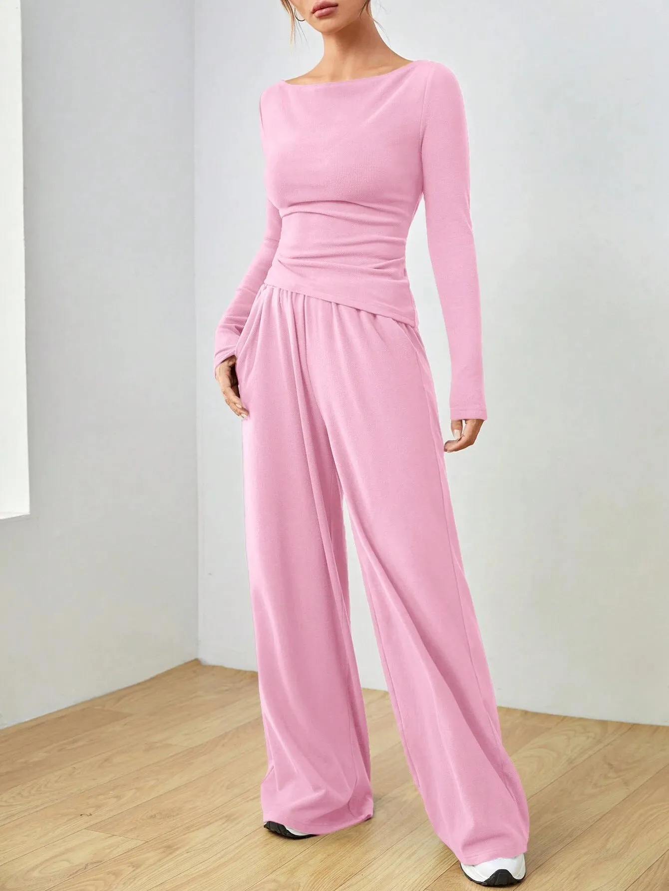 Sophisticated Solid Two-Piece Set with Long Sleeve Top and Wide-Leg Pants