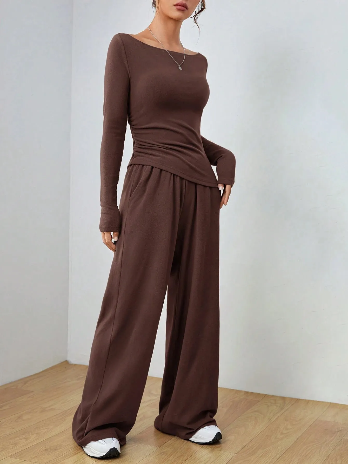 Sophisticated Solid Two-Piece Set with Long Sleeve Top and Wide-Leg Pants