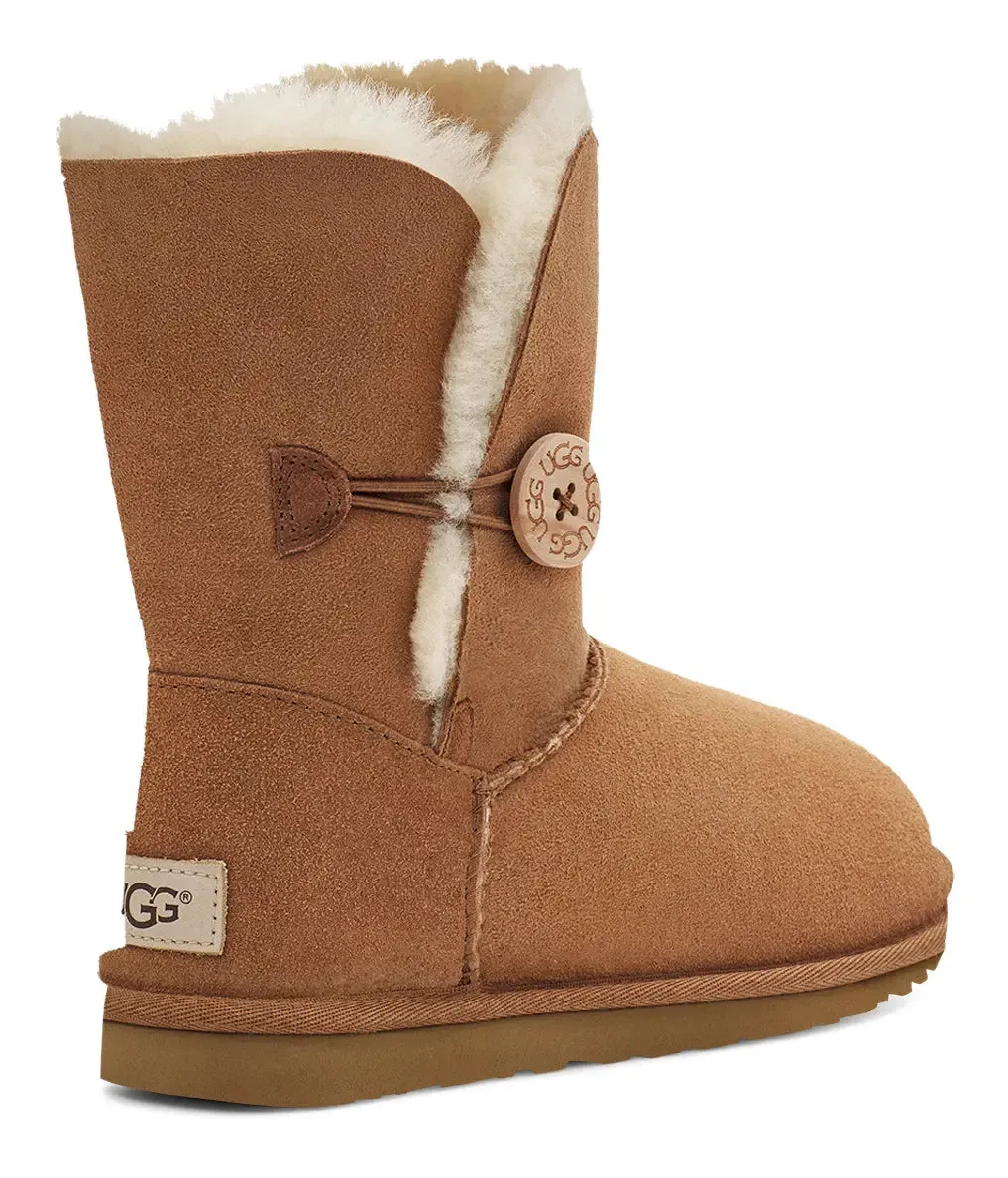 Women’s UGG Bailey Button II – Versatile Sheepskin Boot with Cozy Comfort