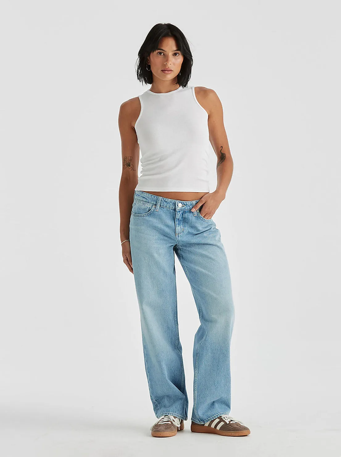 Wrangler - Low Bella Baggy Jeans - Mantra Blue